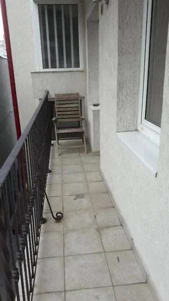 Lemonhouse 2 Daire Bükreş